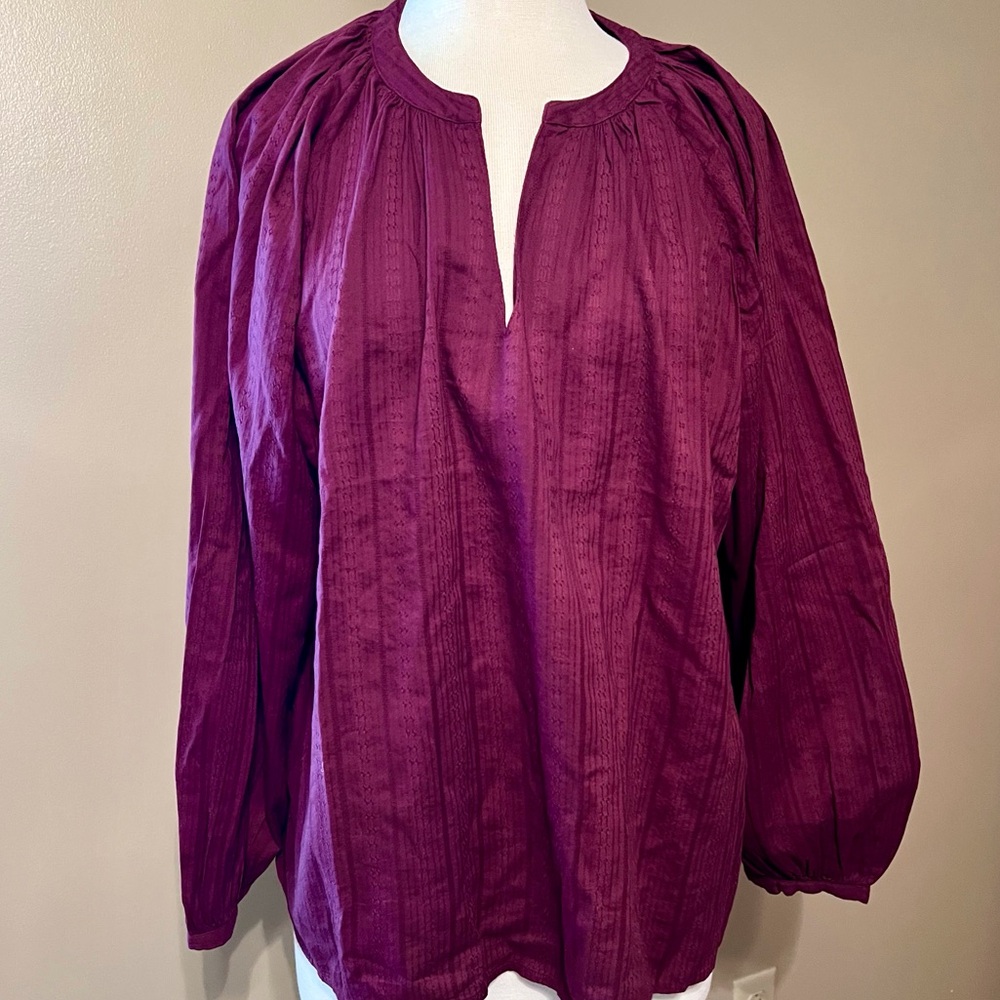 NWT Ladies Top
